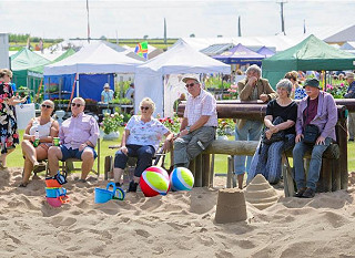 Lincolnshire Show brings coast to countryside with brand new Skegness-style beach